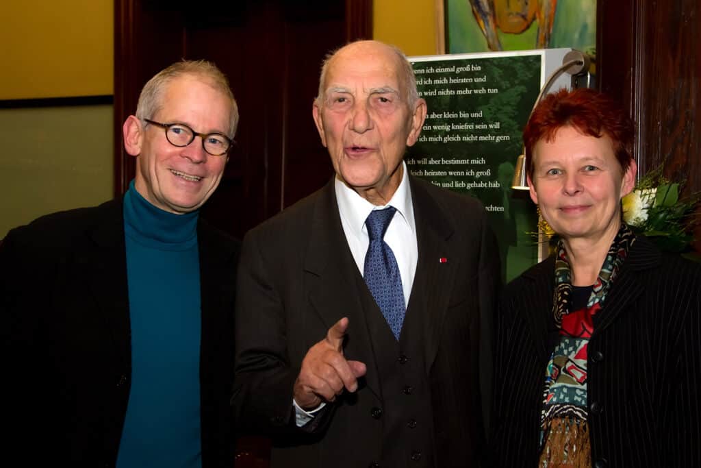 Stéphane Hessel mit Antje Starost & Hans Helmut Grotjahn