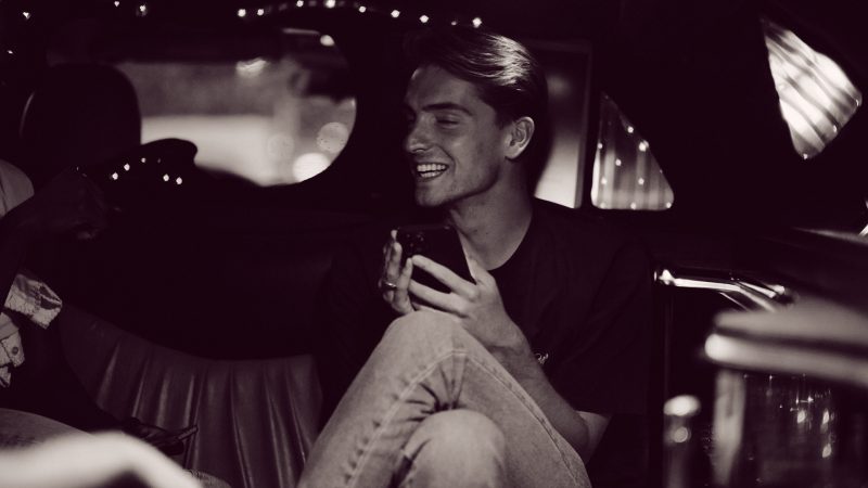 Foto Out